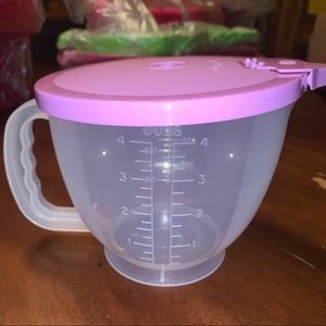 Tupperware Mix N Store Measuring Pitcher